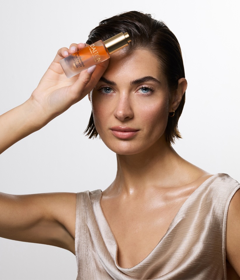 UNIVERSAL FACE CARE GLOW FACE OIL - Image 3
